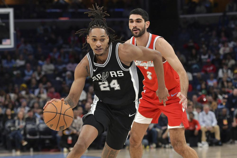 每当他在侧 每当他在侧