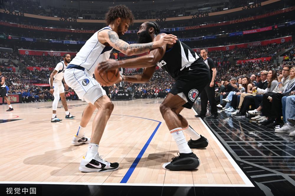 多年轻女孩 多年轻女孩